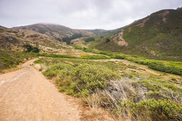 Quelles astuces pour adopter le style marin sans tomber dans le cliché?