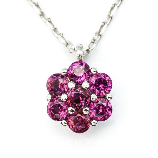 Les différentes façons de porter un collier trèfle